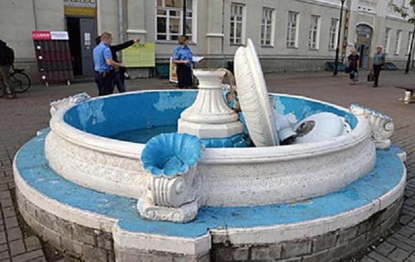 сумская область сломали фонтан